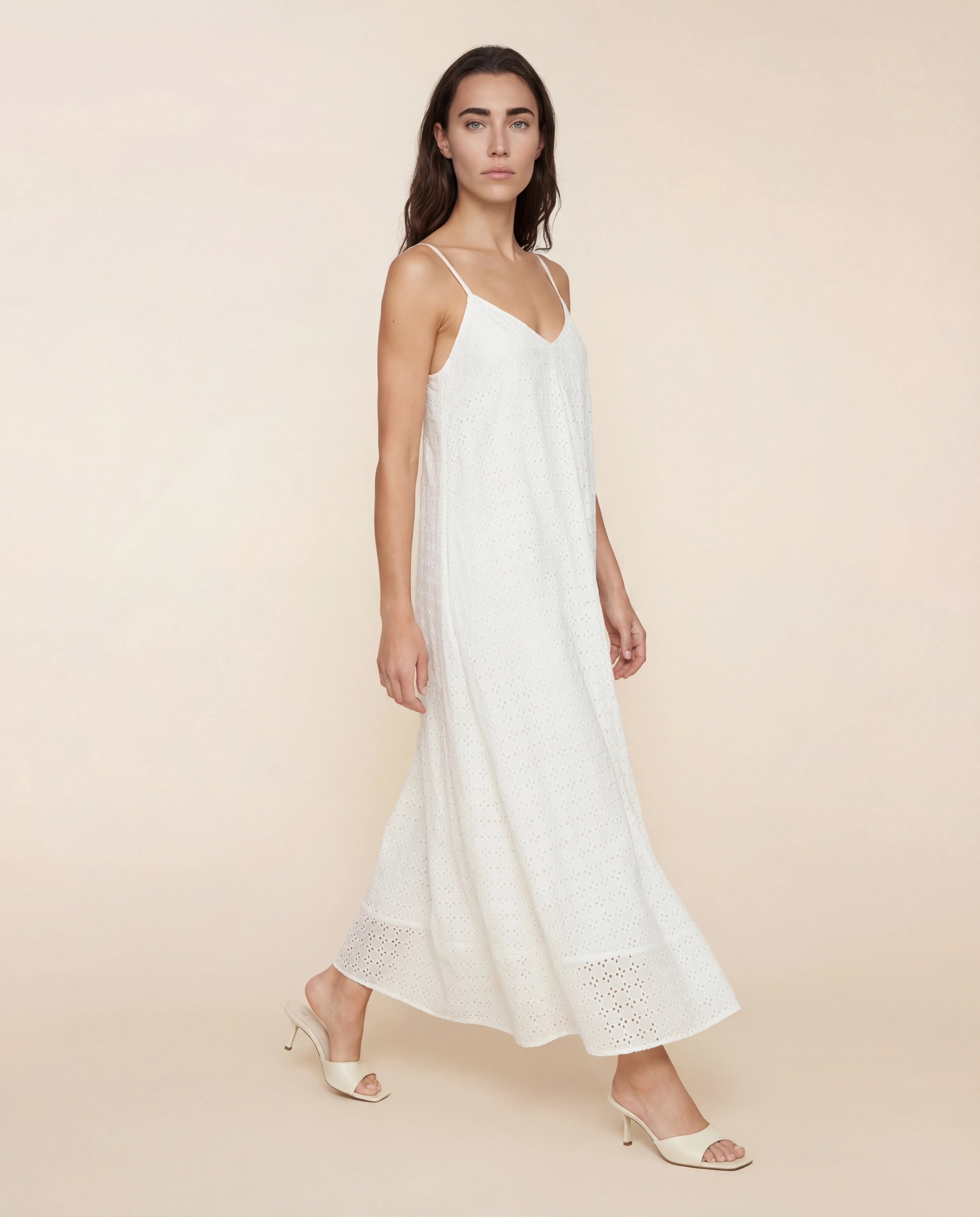 TALULA-abito-2421-sangallo-donna-burro_1.webp?v=1774623463 TALULA-abito-2421-sangallo-donna-burro_1.webp?v=1774623463